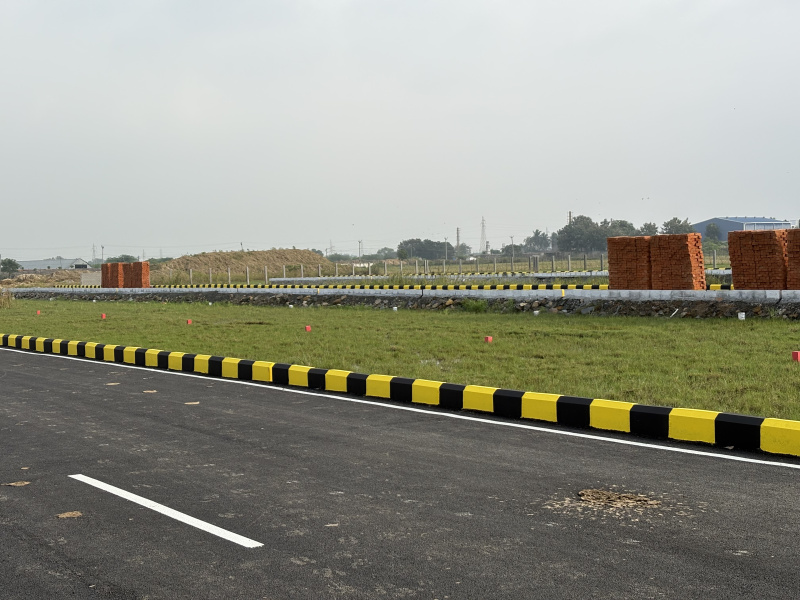  Residential Plot 2400 Sq.ft. for Sale in Pattabiram, Chennai