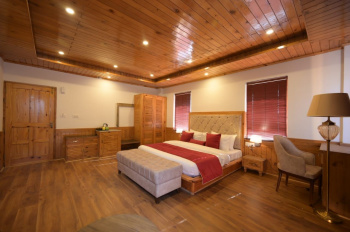 4.5 BHK Builder Floor for Rent in Westend, Delhi