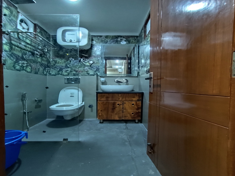 3 BHK Apartment 1500 Sq.ft. for Sale in Kishangarh, Vasant Kunj, Delhi