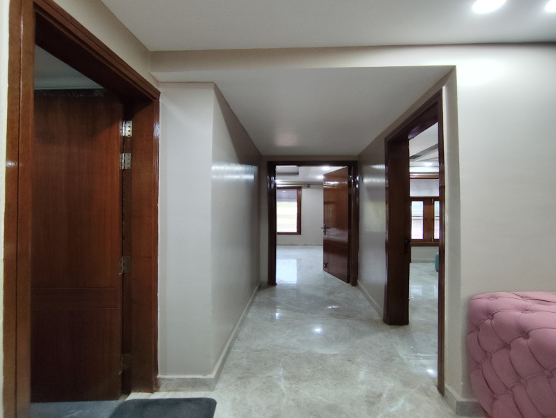 3 BHK Apartment 1500 Sq.ft. for Sale in Kishangarh, Vasant Kunj, Delhi