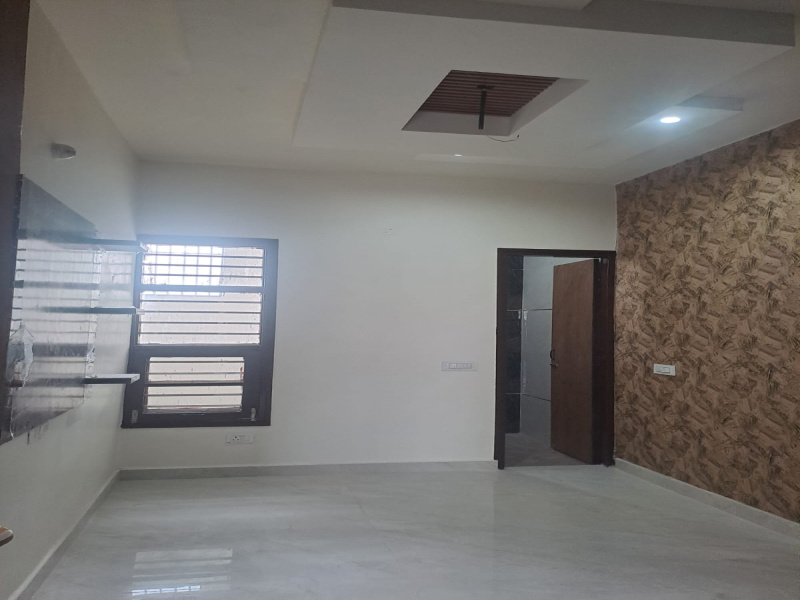 2 BHK Apartment 909 Sq.ft. for Sale in Krishna Enclave, Dhakoli, Zirakpur