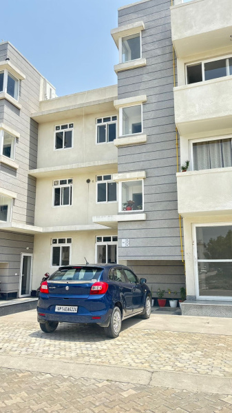 2 BHK Builder Floor 1204 Sq.ft. for Sale in Wave City Sector 5, Ghaziabad