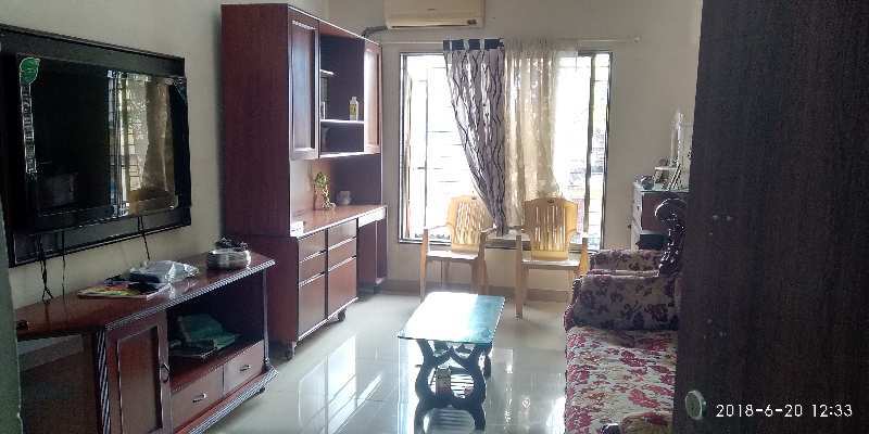 2 BHK Apartment 850 Sq.ft. for Sale in Lallu Bhai Park,