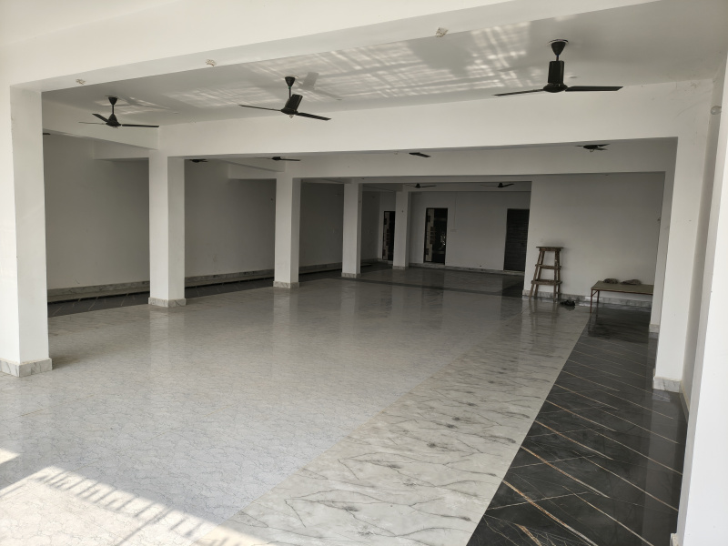  3000 Sq.ft. Commercial Shop for Rent in Tundla, Firozabad