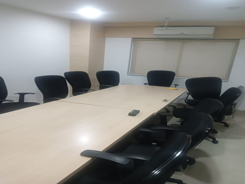  Office Space 1500 Sq.ft. for Rent in Kothaguda, Hyderabad