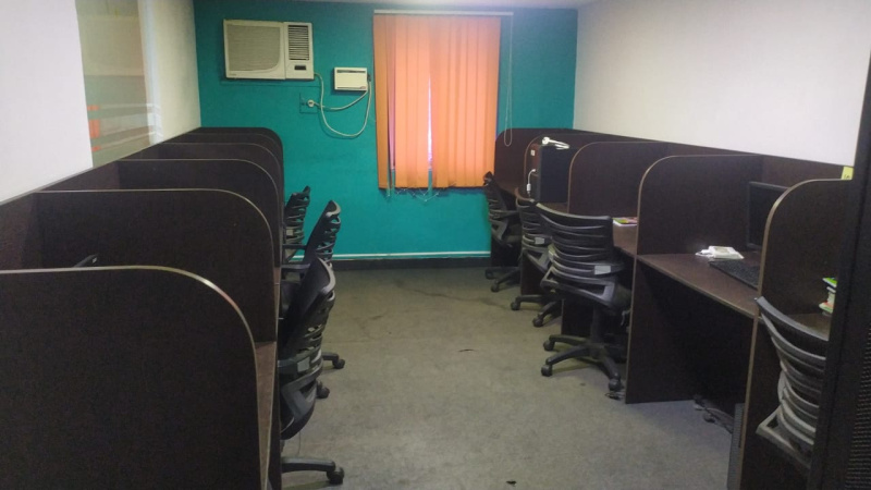  Office Space 1700 Sq.ft. for Rent in Mount Road, Chennai