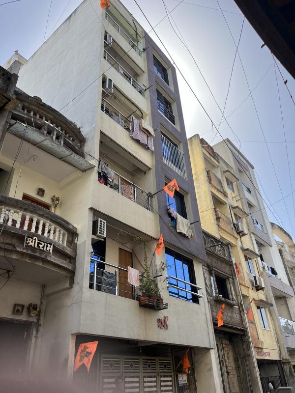 2 BHK Apartment 560 Sq.ft. for Sale in Sagrampura, Surat