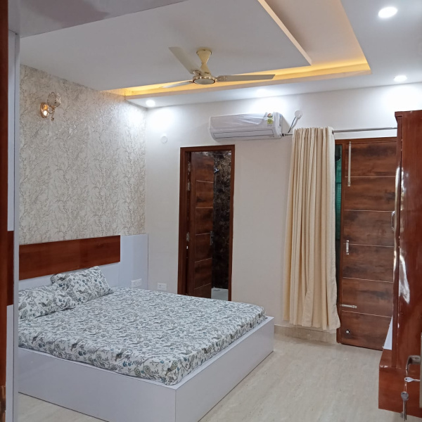 3 BHK Apartment 1350 Sq.ft. for Sale in Chandigarh Patiala Highway, Zirakpur