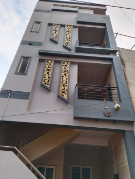 4.5 BHK Flat for Sale in Gokul Road, Hubli