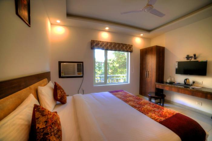  2700 Sq.ft. Hotels for Rent in Mahipalpur Extension, Delhi
