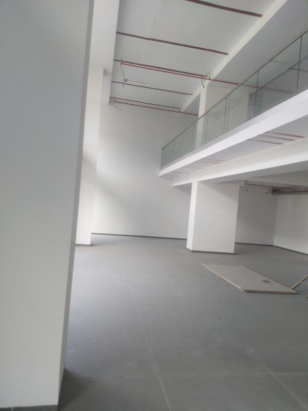  Office Space 1700 Sq.ft. for Sale in Shivaji Nagar, Pune