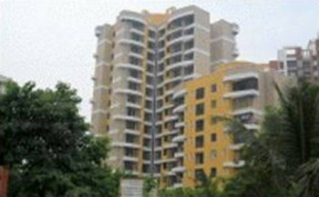 4 BHK Flat for Sale in Vile Parle West, Mumbai