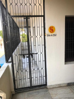 2 BHK Flat for Sale in Prasadampaddu, Vijayawada