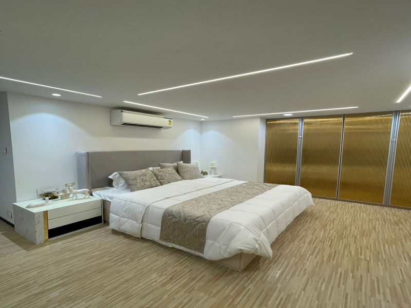 3 BHK Apartment 1400 Sq.ft. for Sale in Tardeo, Mumbai
