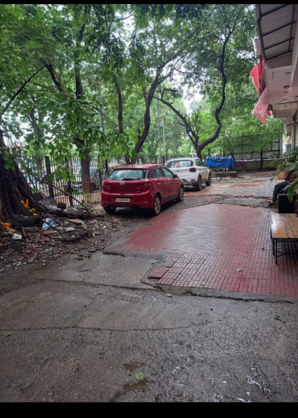  Hotels 88000 Sq.ft. for Sale in Airport Area, Juhu, Mumbai