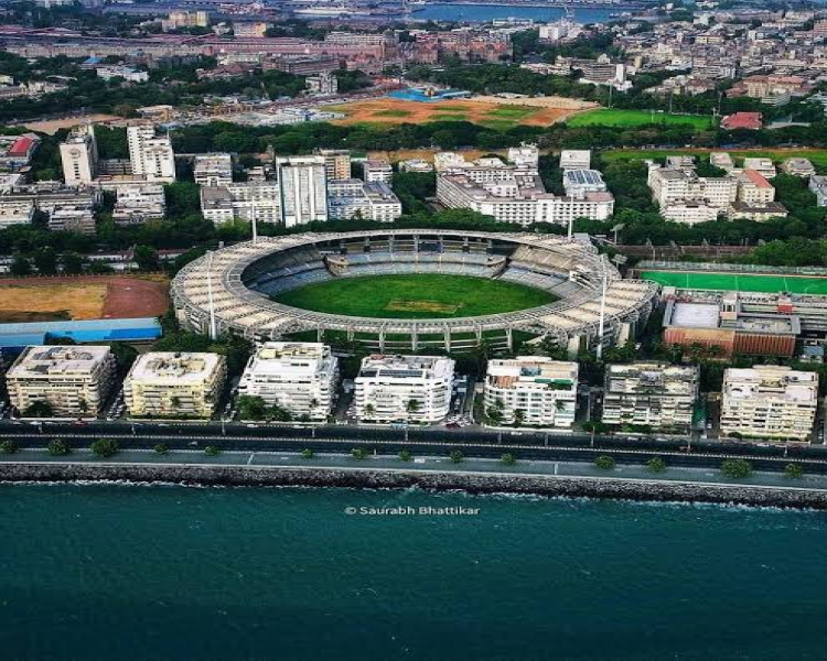 Residential Plot 1750 Sq. Meter for Sale in Marine Drive, Mumbai