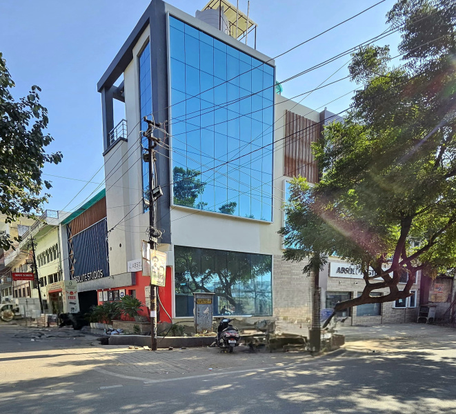  Office Space 2100 Sq.ft. for Rent in Shastri Nagar, Kanpur