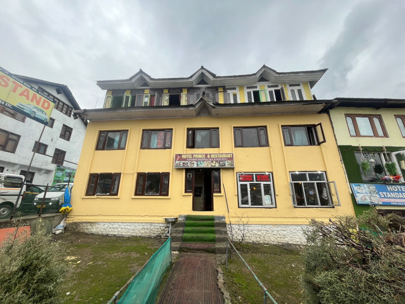  Hotels 1200 Sq.ft. for Sale in Pahalgam, Anantnag