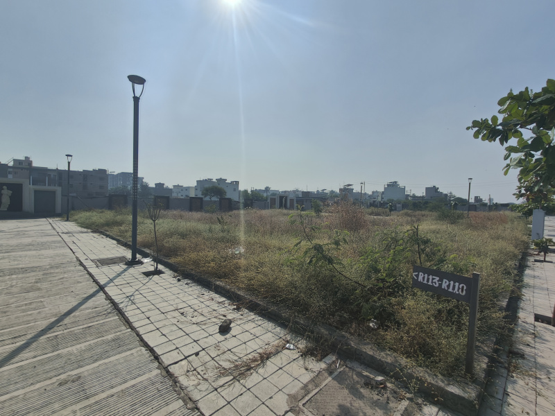  Residential Plot 800 Sq.ft. for Sale in Vijay Nagar, Indore