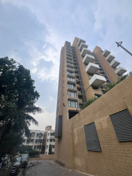 2 BHK Flat for Sale in Versova, Andheri West, Mumbai