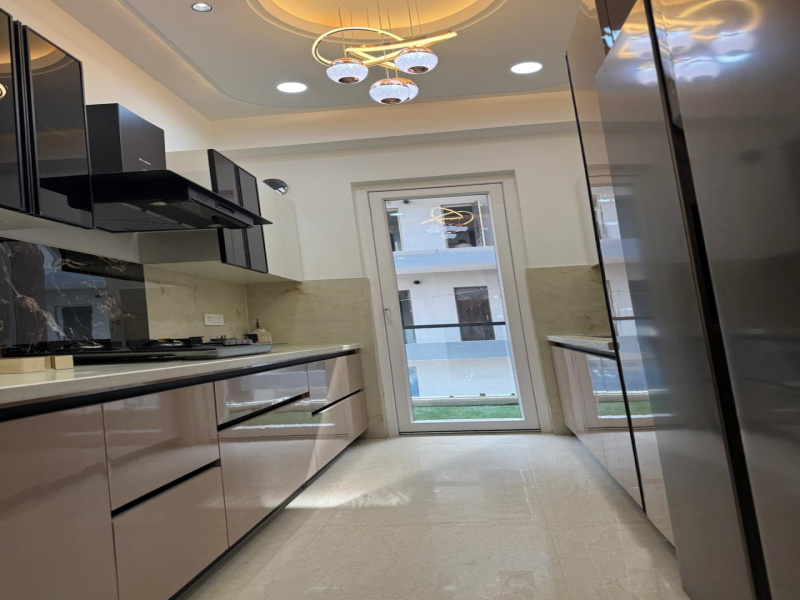 3 BHK Apartment 1200 Sq.ft. for Sale in VIP Road, Zirakpur
