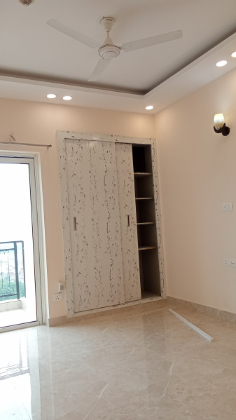 3 BHK Apartment 1637 Sq.ft. for Rent in Moti Nagar, Delhi