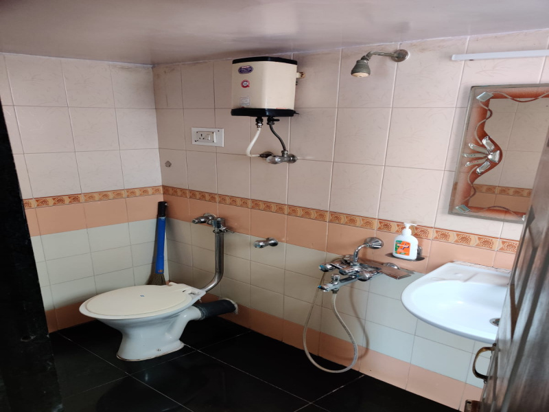 1 BHK Apartment 575 Sq.ft. for Sale in Bander Pakhadi, Kandivali West, Mumbai