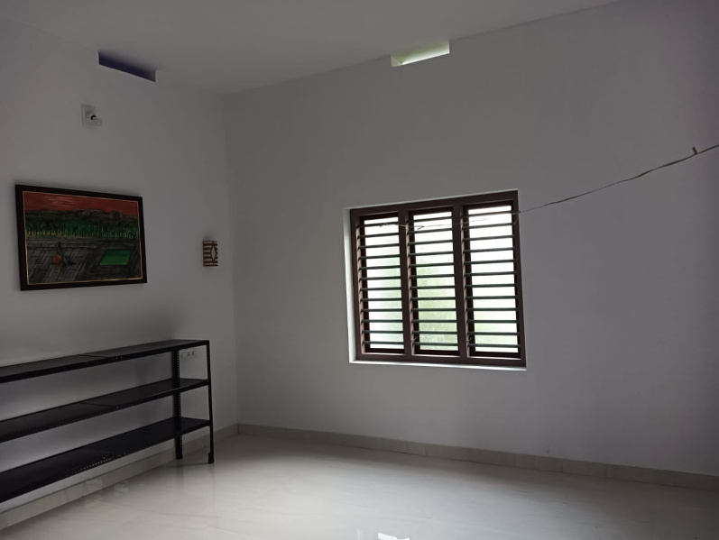 2 BHK Builder Floor 1750 Sq.ft. for Rent in Anjarakandy, Kannur