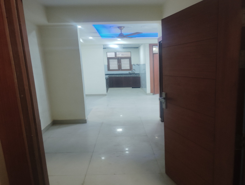 2 BHK Builder Floor 1000 Sq.ft. for Sale in Sector 107 Noida