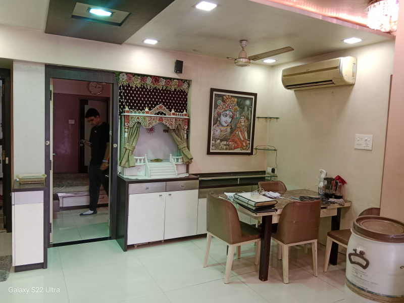 3 BHK Apartment 1200 Sq.ft. for Rent in Dahisar West, Mumbai