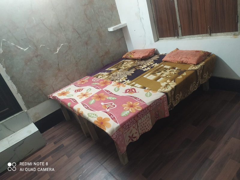  150 Sq.ft. Studio Apartment for Rent in Bankebihari Colony, Vrindavan