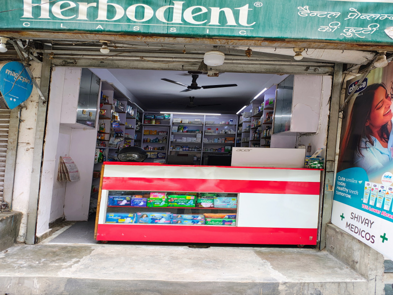  165 Sq.ft. Commercial Shop for Sale in Adarsh Nagar, Delhi