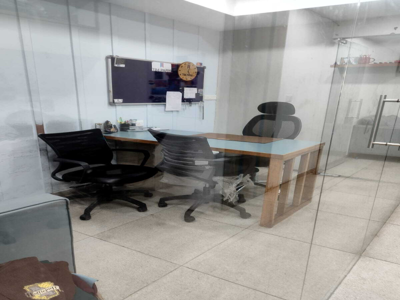  Office Space 974 Sq.ft. for Rent in Ambli, Ahmedabad