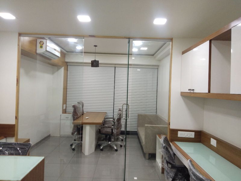  Office Space 774 Sq.ft. for Rent in Thaltej, Ahmedabad