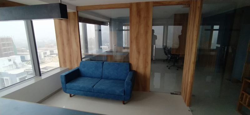  Office Space 1318 Sq.ft. for Rent in Thaltej, Ahmedabad