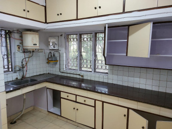 2.5 BHK Flat for Sale in Sector B Vasant Kunj, Delhi