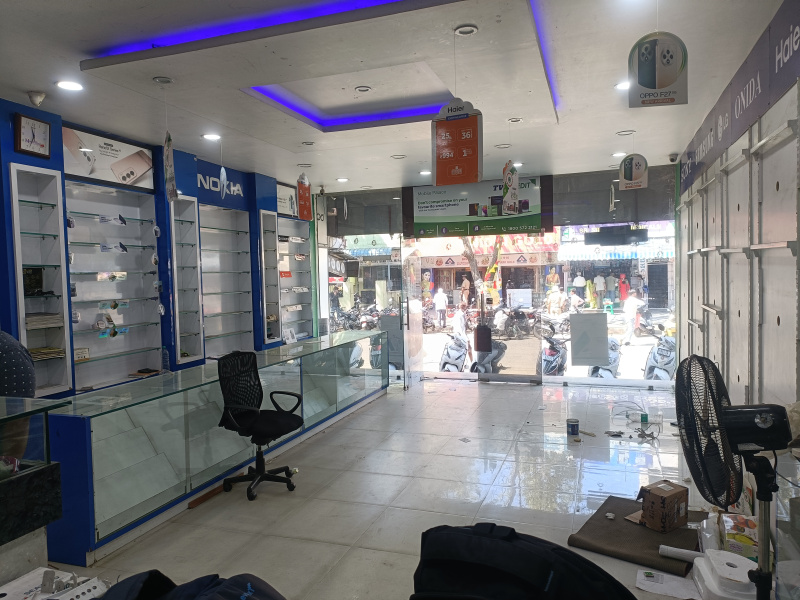  Commercial Shop 4250 Sq.ft. for Rent in VV Road, Mandya