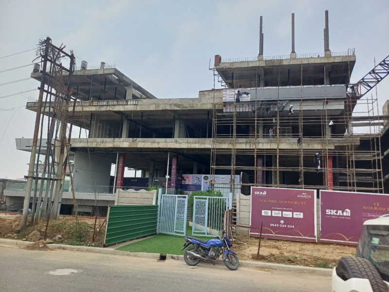  Commercial Shop 240 Sq.ft. for Sale in Wave City, Ghaziabad