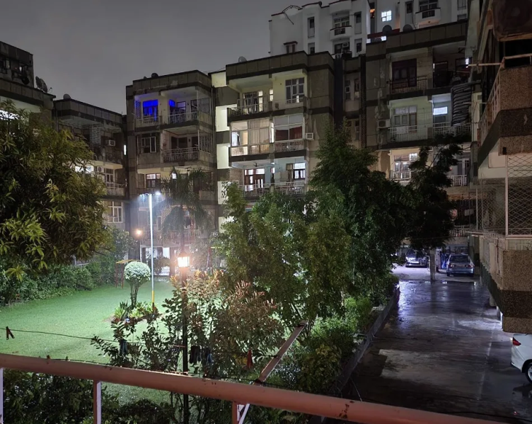  Studio Apartment 124 Sq. Meter for Sale in Sector 51 Noida