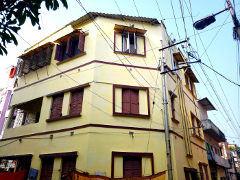 8 BHK House for Sale in Prince Anwar Shah Rd., Kolkata