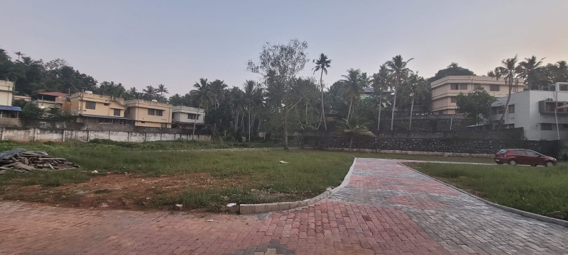  Residential Plot 6 Cent for Sale in Kesavadasapuram, Thiruvananthapuram