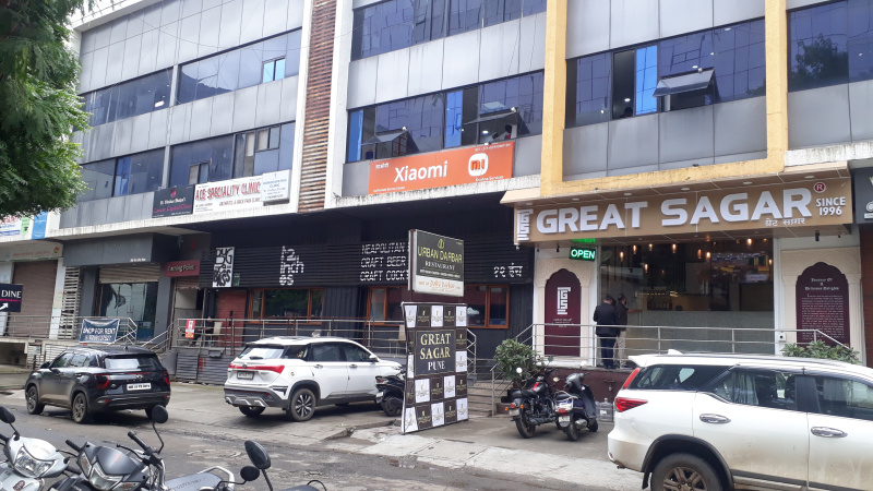  Showroom 550 Sq.ft. for Rent in Shankarsheth Road, Pune