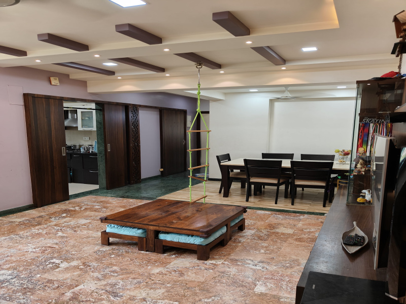 2 BHK Apartment 950 Sq.ft. for Sale in Hiranandani Estate, Thane