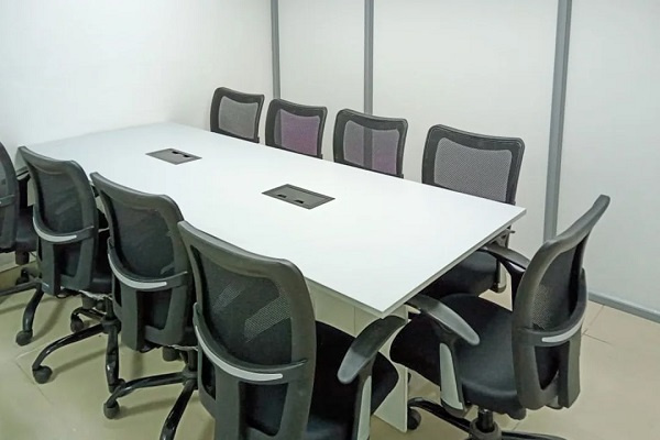  Office Space 1200 Sq.ft. for Rent in Mount Road, Chennai