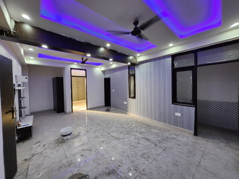 2 BHK Apartment 850 Sq.ft. for Sale in Sector 73 Noida