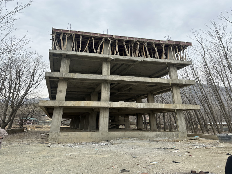  Showroom 16000 Sq.ft. for Rent in Awantipora, Pulwama