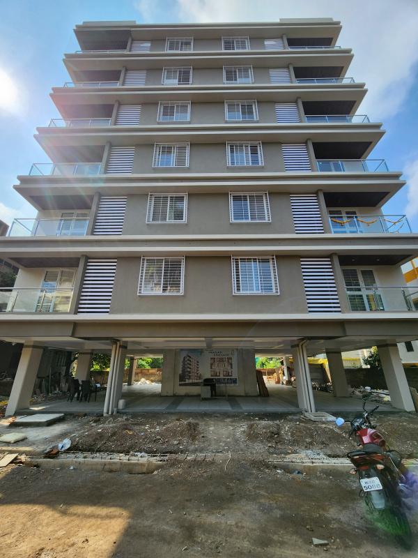 3 BHK Apartment 1600 Sq.ft. for Sale in Nashik Mumbai Road