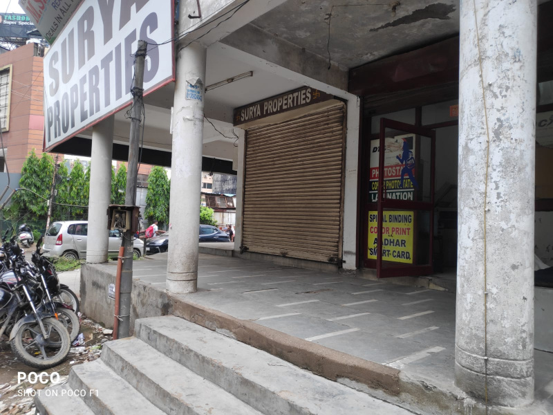  Commercial Shop 300 Sq.ft. for Sale in Kaushambi, Ghaziabad