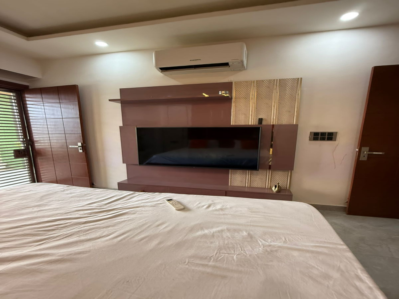 3.5 BHK Apartment 2100 Sq.ft. for Sale in Indirapuram, Ghaziabad