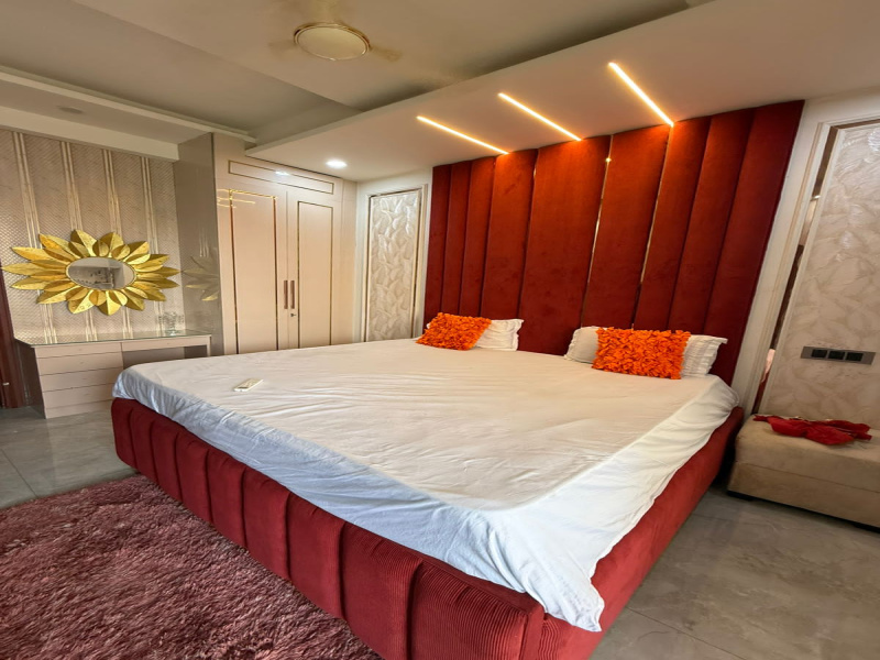 3.5 BHK Apartment 2100 Sq.ft. for Sale in Indirapuram, Ghaziabad